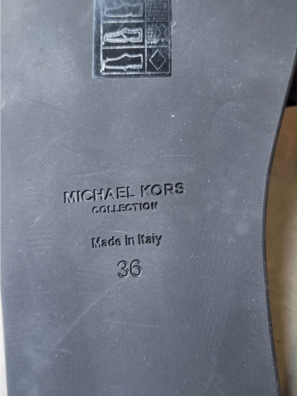 Michael Kors Collection - Picture 7 of 8